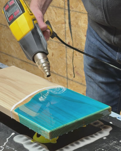 Epoxy Wave Charcuterie Board Class